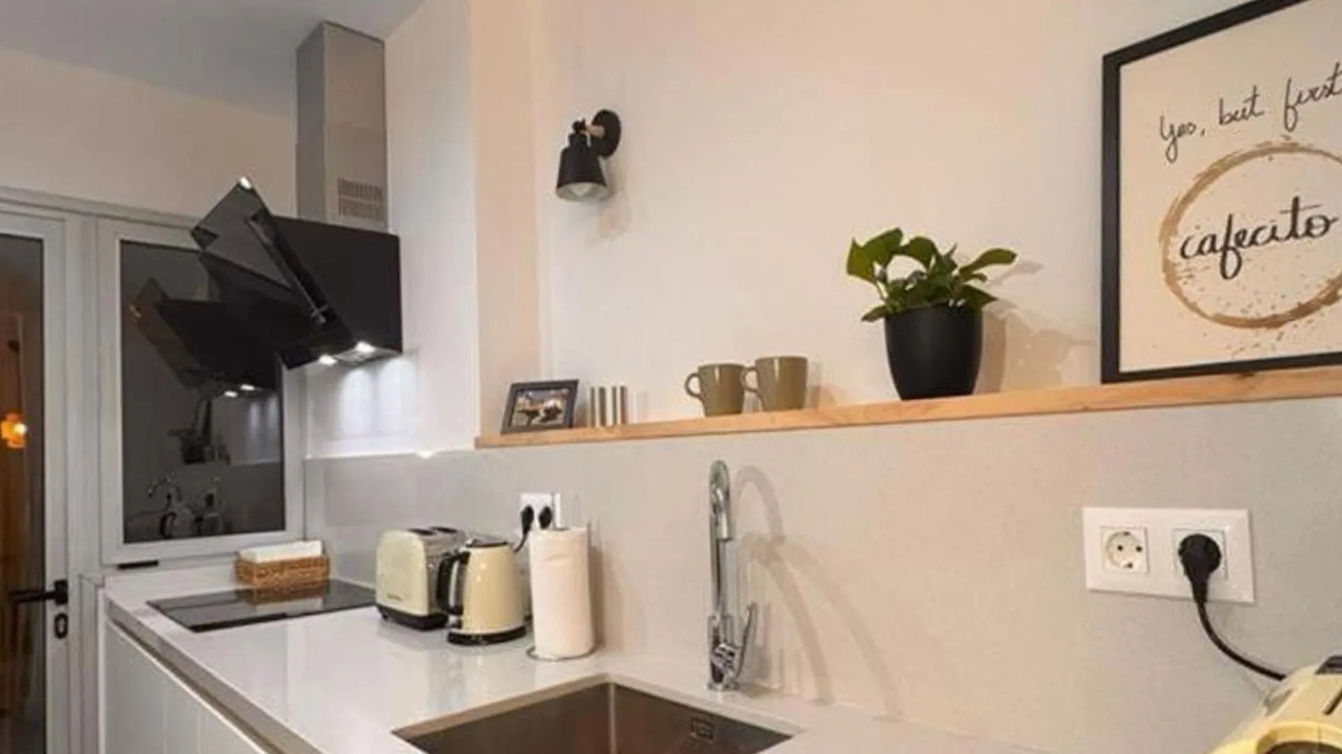 Live Santa Cruz Iriarte Apartment