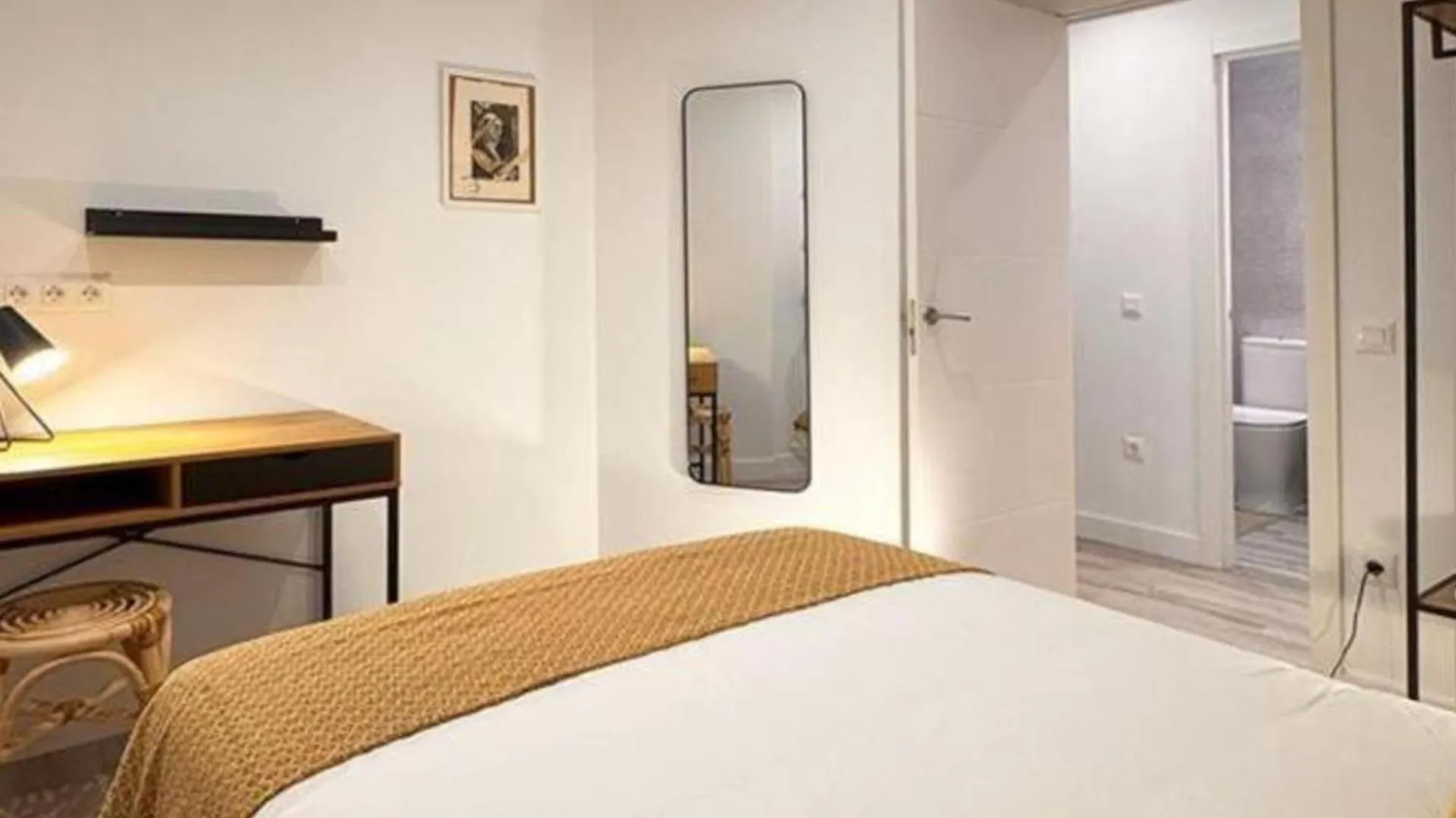Live Santa Cruz Iriarte Apartment