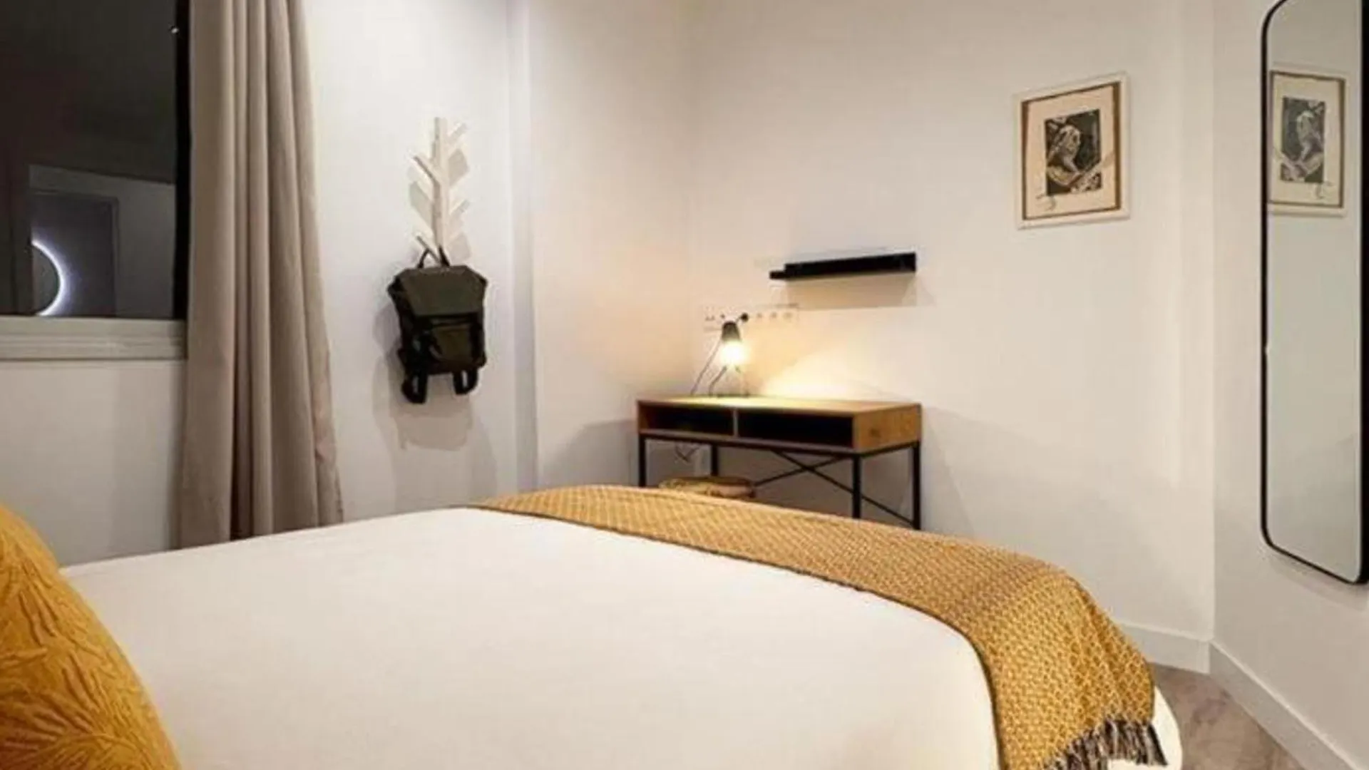 Live Santa Cruz Iriarte Apartment Spain
