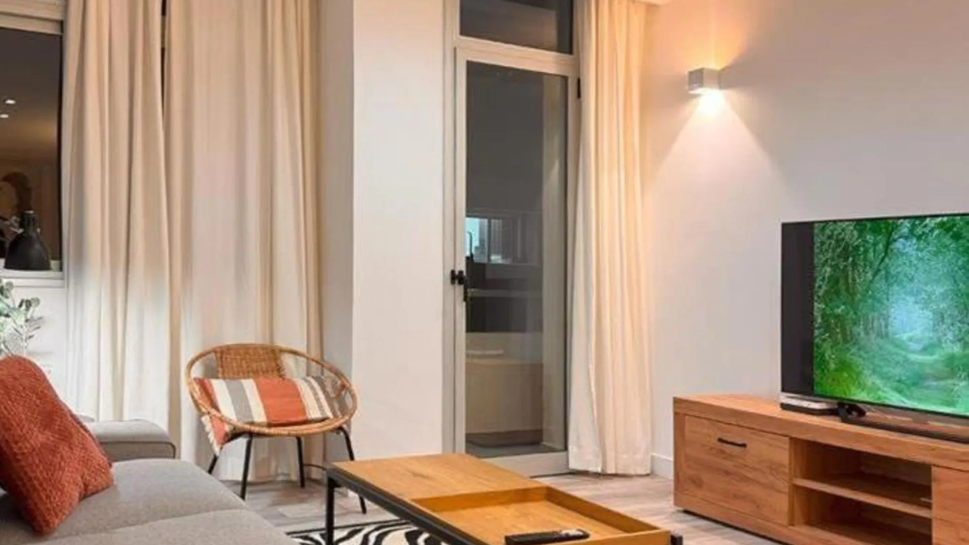 Live Santa Cruz Iriarte Apartment